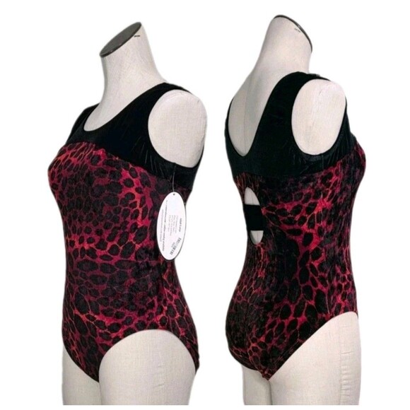 Satara Leos Tops - Satara VTG Leopard Print Split Keyhole Velvet Dance Leotard Bodysuit AL Adult L